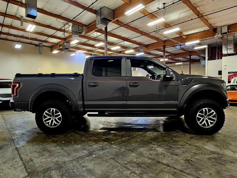 2018 Ford F-150 Raptor   - Photo 5 - Hillsboro, OR 97124