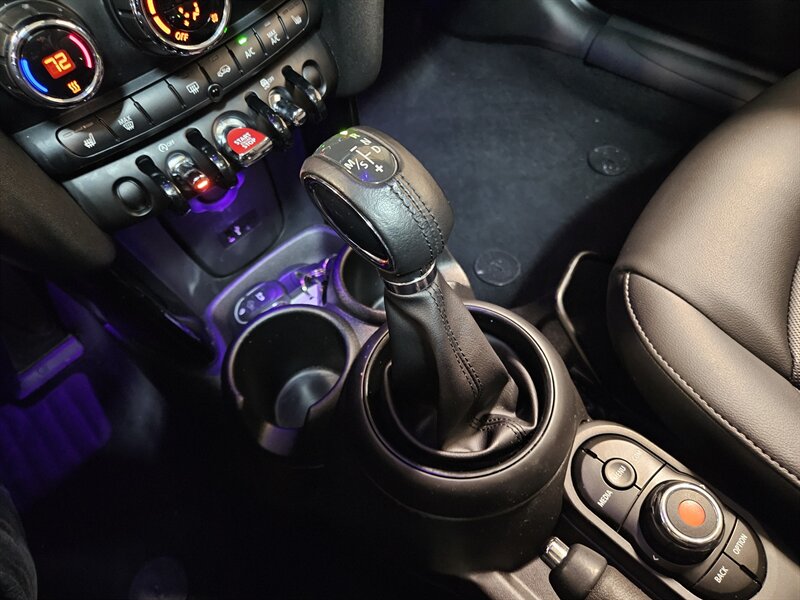 2019 MINI Hardtop 2 Door Cooper   - Photo 36 - Hillsboro, OR 97124