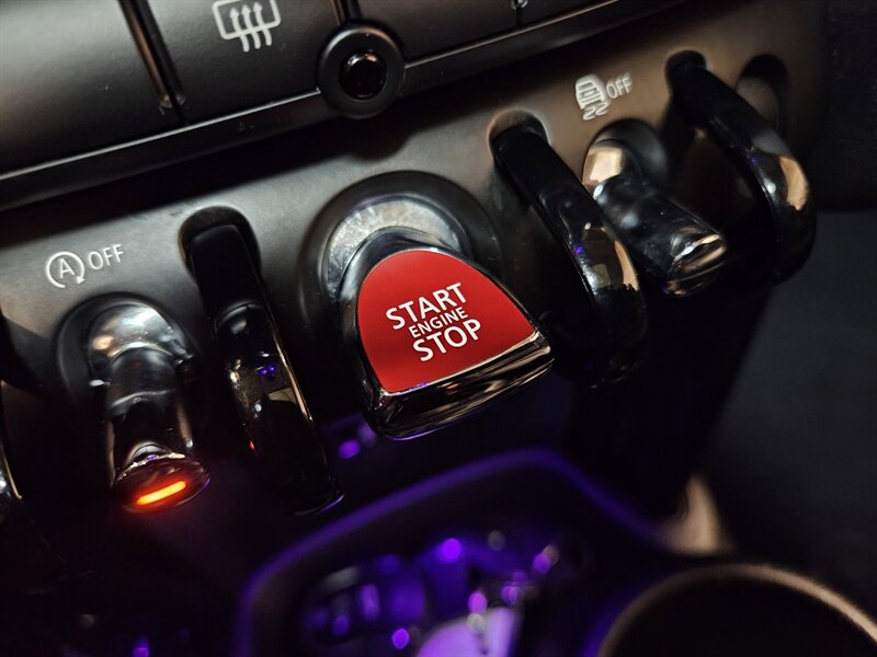 2019 MINI Hardtop 2 Door Cooper   - Photo 34 - Hillsboro, OR 97124