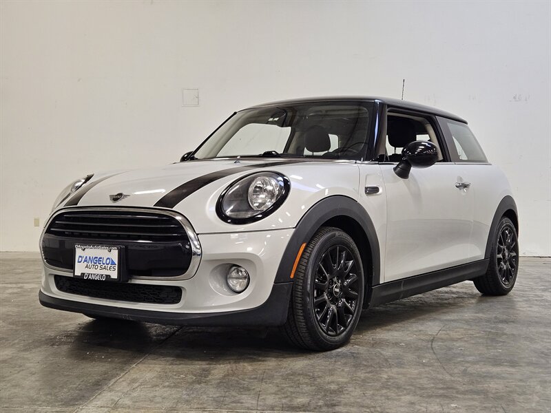 2019 MINI Hardtop 2 Door Cooper   - Photo 4 - Hillsboro, OR 97124