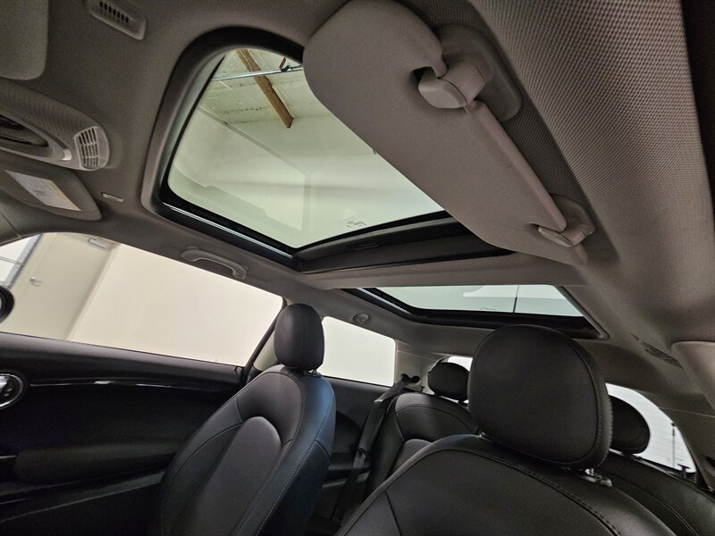 2019 MINI Hardtop 2 Door Cooper   - Photo 40 - Hillsboro, OR 97124