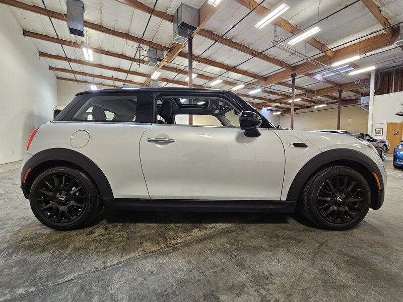 2019 MINI Hardtop 2 Door Cooper   - Photo 9 - Hillsboro, OR 97124