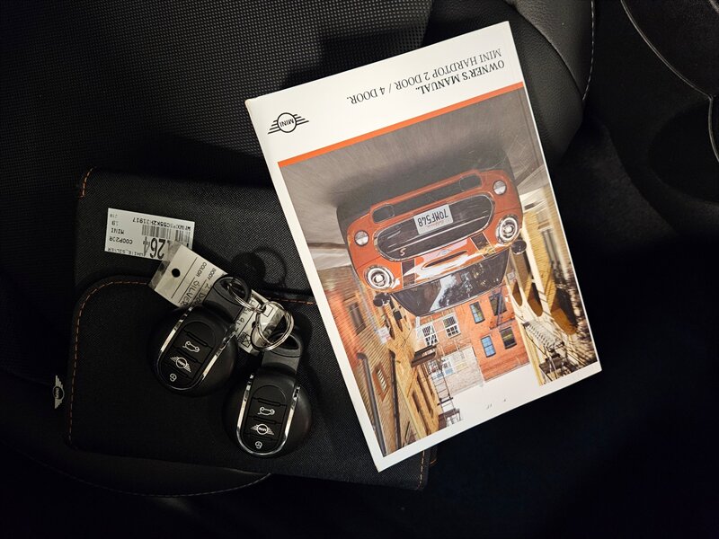 2019 MINI Hardtop 2 Door Cooper   - Photo 38 - Hillsboro, OR 97124