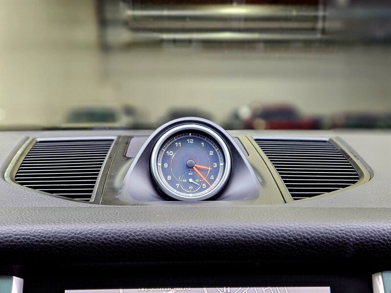 2018 Porsche Macan - Photo 38 - Hillsboro, OR 97124