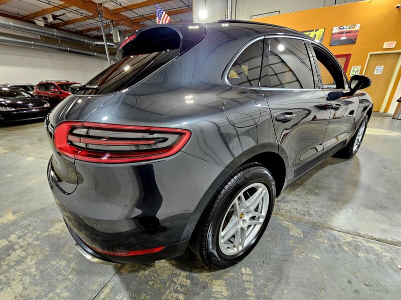 2018 Porsche Macan - Photo 5 - Hillsboro, OR 97124