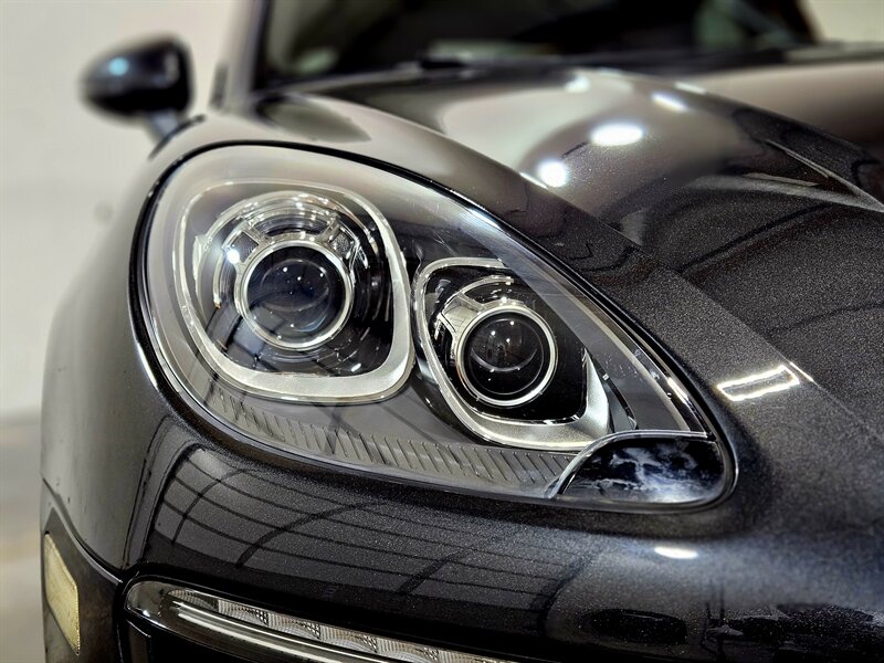 2018 Porsche Macan - Photo 12 - Hillsboro, OR 97124