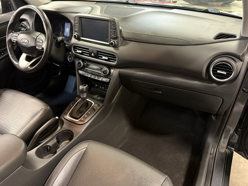 2021 Hyundai KONA Ultimate - Photo 2 - Hillsboro, OR 97124