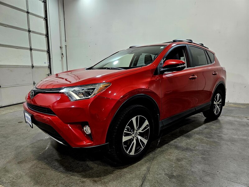 2017 Toyota RAV4 XLE - Photo 8 - Hillsboro, OR 97124