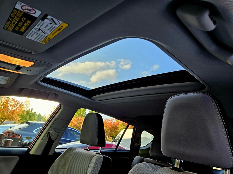 2017 Toyota RAV4 XLE - Photo 28 - Hillsboro, OR 97124
