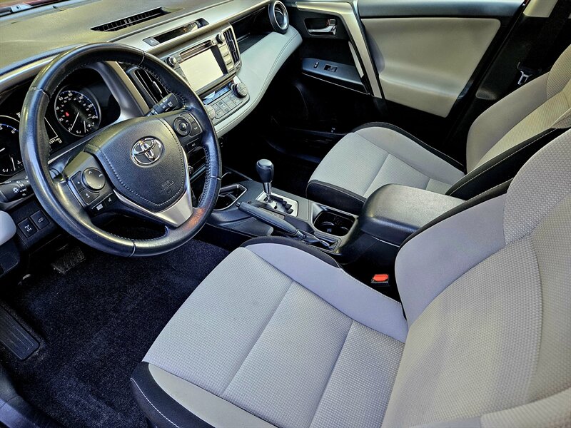 2017 Toyota RAV4 XLE - Photo 17 - Hillsboro, OR 97124