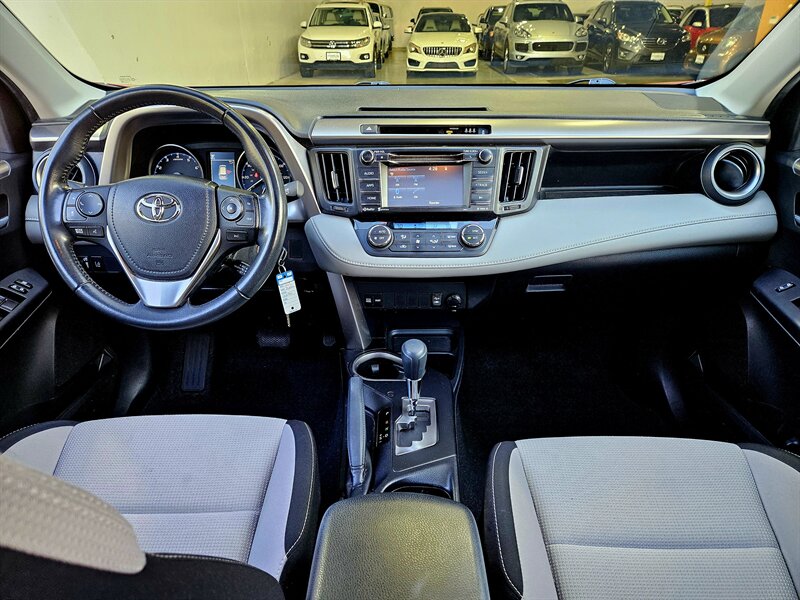 2017 Toyota RAV4 XLE - Photo 14 - Hillsboro, OR 97124