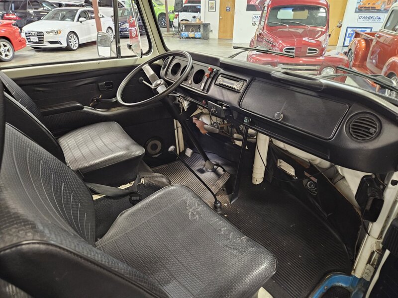 1979 Volkswagen Bus/Vanagon - Photo 17 - Hillsboro, OR 97124