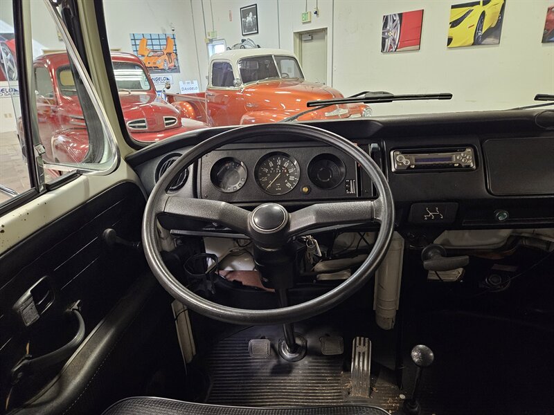 1979 Volkswagen Bus/Vanagon - Photo 21 - Hillsboro, OR 97124
