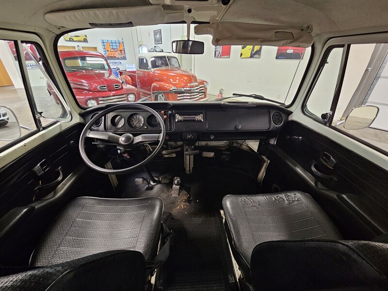 1979 Volkswagen Bus/Vanagon - Photo 19 - Hillsboro, OR 97124