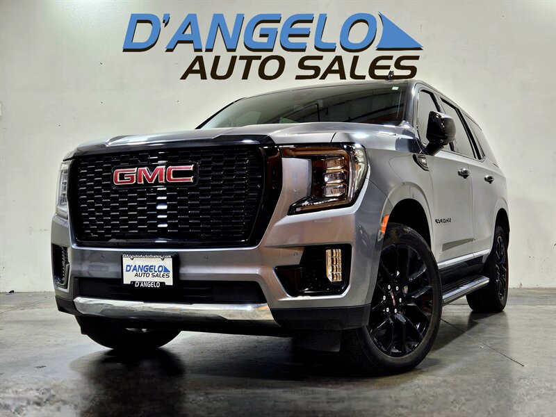 2022 GMC Yukon SLT   - Photo 1 - Hillsboro, OR 97124
