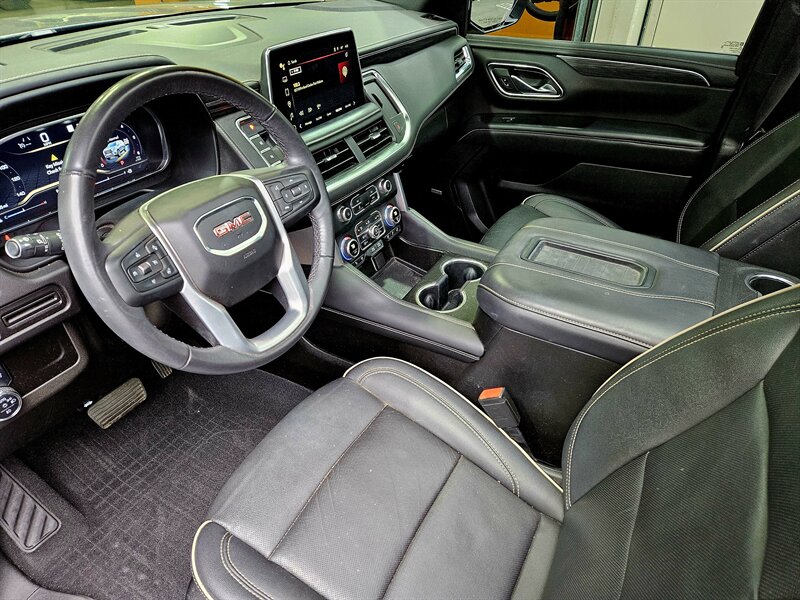 2022 GMC Yukon SLT   - Photo 18 - Hillsboro, OR 97124