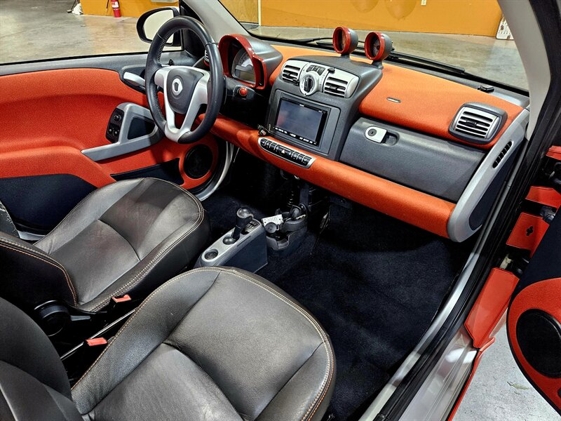 2008 Smart fortwo Limited One   - Photo 2 - Hillsboro, OR 97124