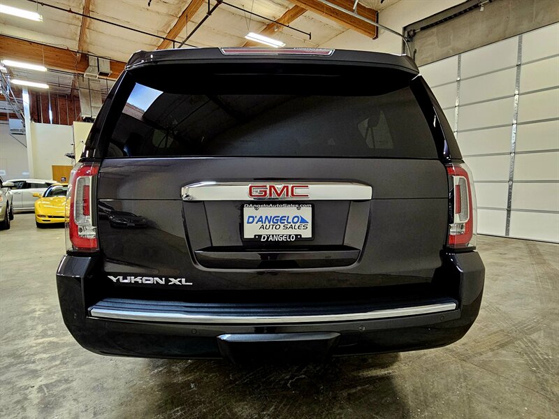 2016 GMC Yukon XL Denali   - Photo 7 - Hillsboro, OR 97124