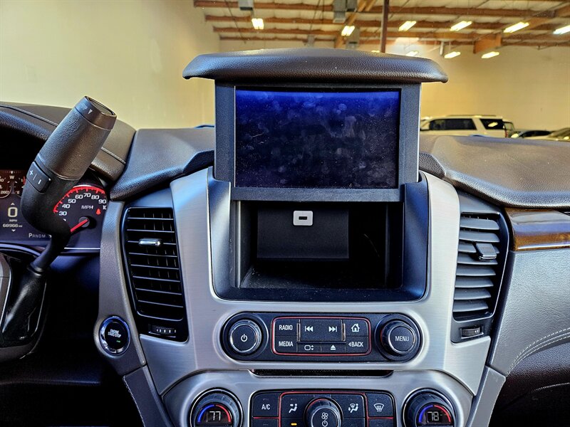 2016 GMC Yukon XL Denali   - Photo 38 - Hillsboro, OR 97124