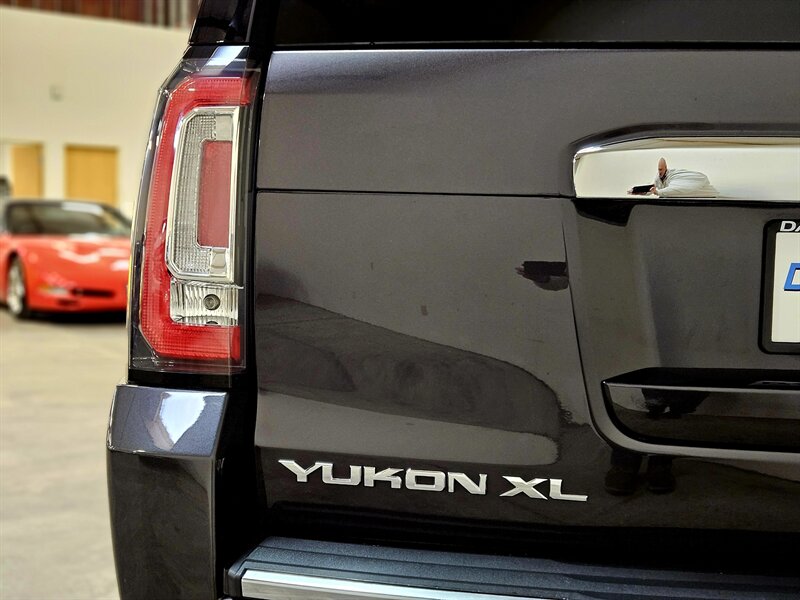 2016 GMC Yukon XL Denali   - Photo 18 - Hillsboro, OR 97124