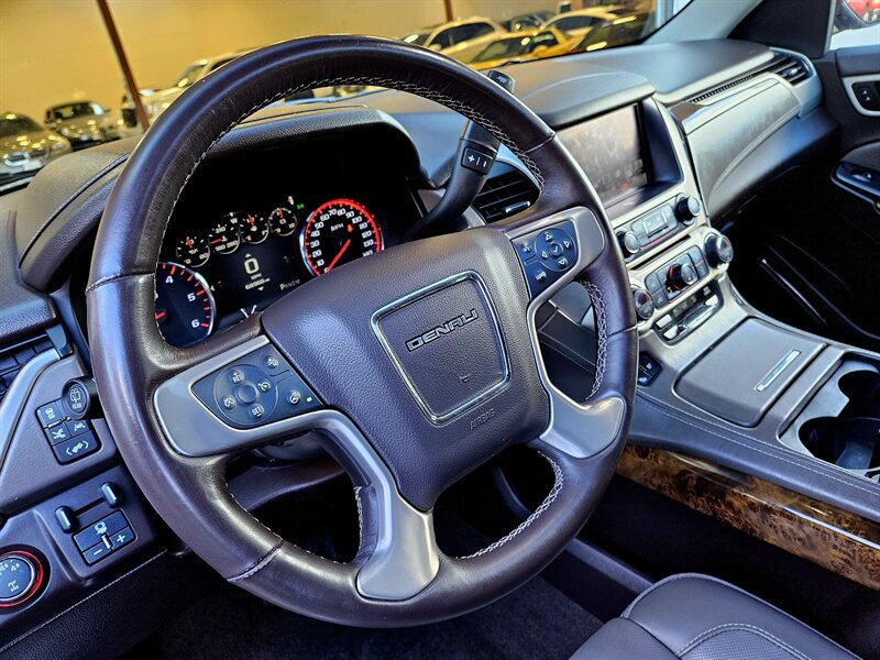 2016 GMC Yukon XL Denali   - Photo 29 - Hillsboro, OR 97124