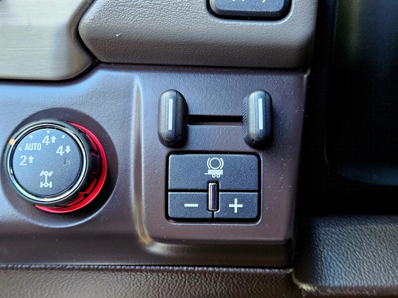 2016 GMC Yukon XL Denali   - Photo 45 - Hillsboro, OR 97124