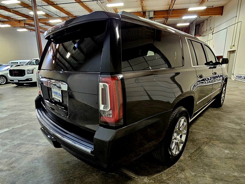 2016 GMC Yukon XL Denali   - Photo 8 - Hillsboro, OR 97124