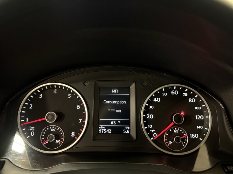 2010 Volkswagen Tiguan SEL 4Motion   - Photo 21 - Hillsboro, OR 97124