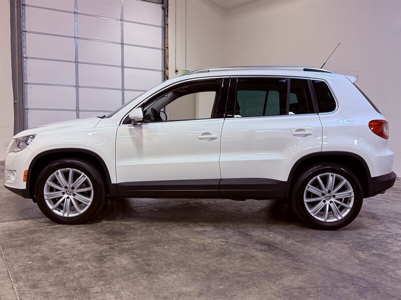 2010 Volkswagen Tiguan SEL 4Motion   - Photo 4 - Hillsboro, OR 97124