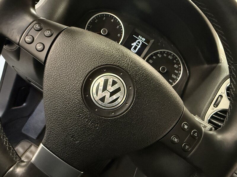 2010 Volkswagen Tiguan SEL 4Motion   - Photo 20 - Hillsboro, OR 97124
