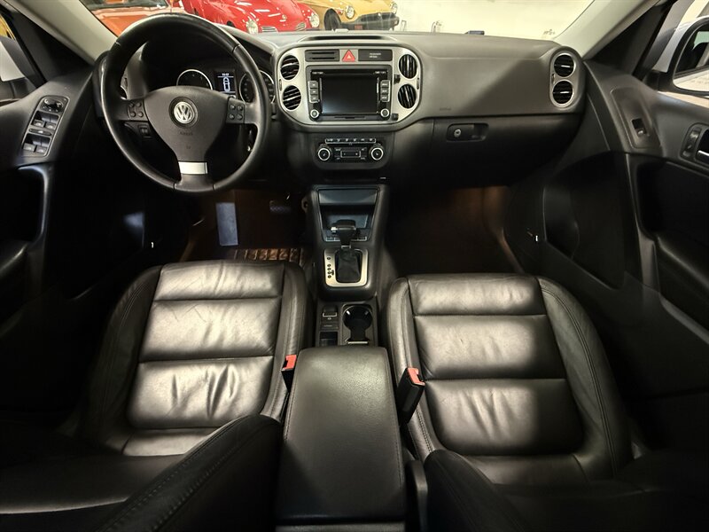 2010 Volkswagen Tiguan SEL 4Motion   - Photo 14 - Hillsboro, OR 97124