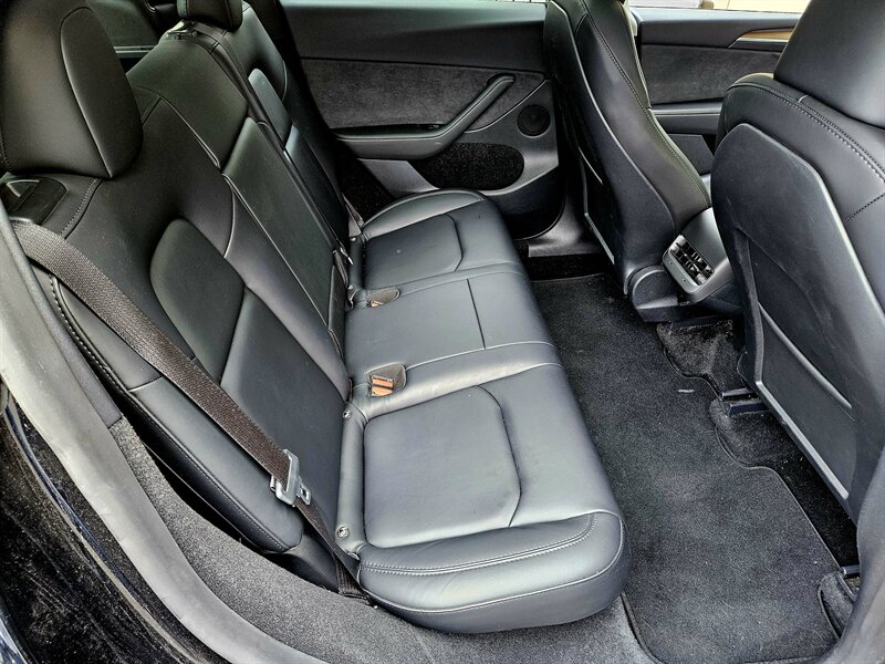 2023 Tesla Model Y Long Range - Photo 27 - Hillsboro, OR 97124