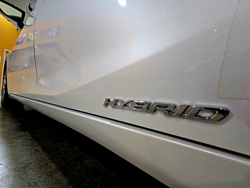 2022 Lexus ES 300h Luxury   - Photo 17 - Hillsboro, OR 97124