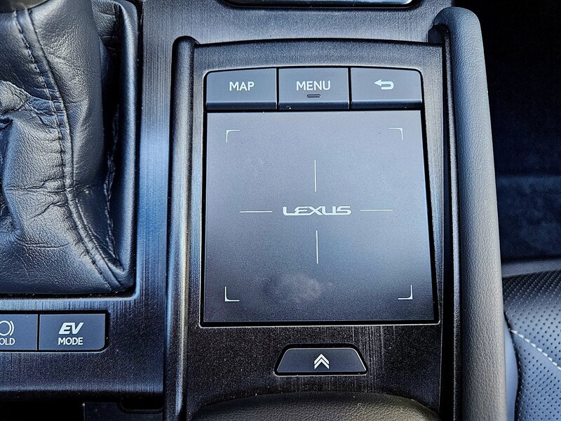 2022 Lexus ES 300h Luxury   - Photo 35 - Hillsboro, OR 97124