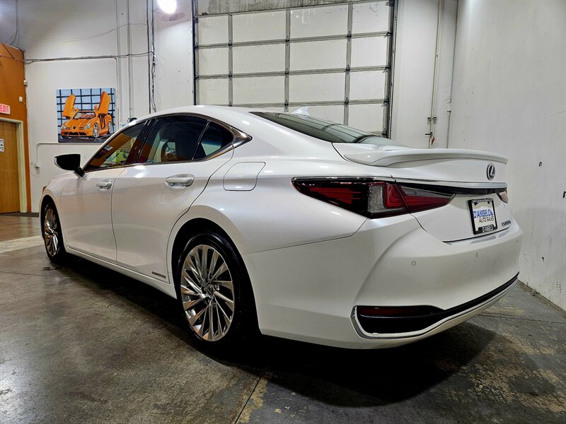 2022 Lexus ES 300h Luxury   - Photo 7 - Hillsboro, OR 97124