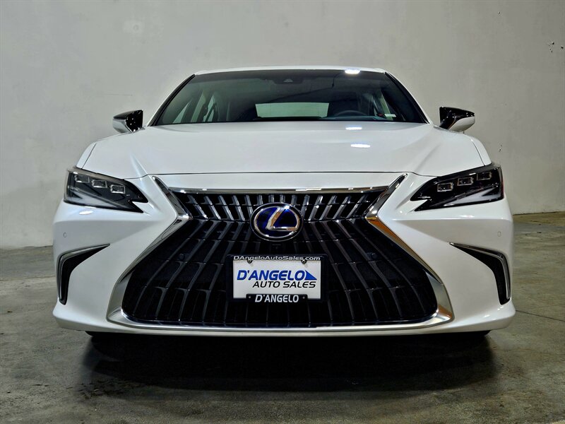 2022 Lexus ES 300h Luxury   - Photo 10 - Hillsboro, OR 97124