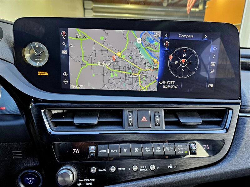 2022 Lexus ES 300h Luxury   - Photo 32 - Hillsboro, OR 97124