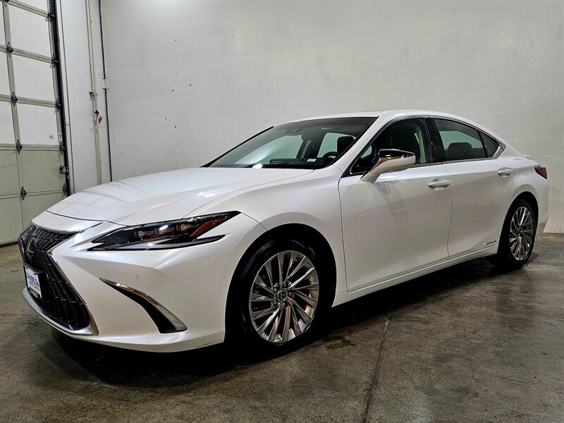 2022 Lexus ES 300h Luxury   - Photo 9 - Hillsboro, OR 97124