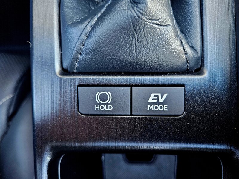 2022 Lexus ES 300h Luxury   - Photo 37 - Hillsboro, OR 97124