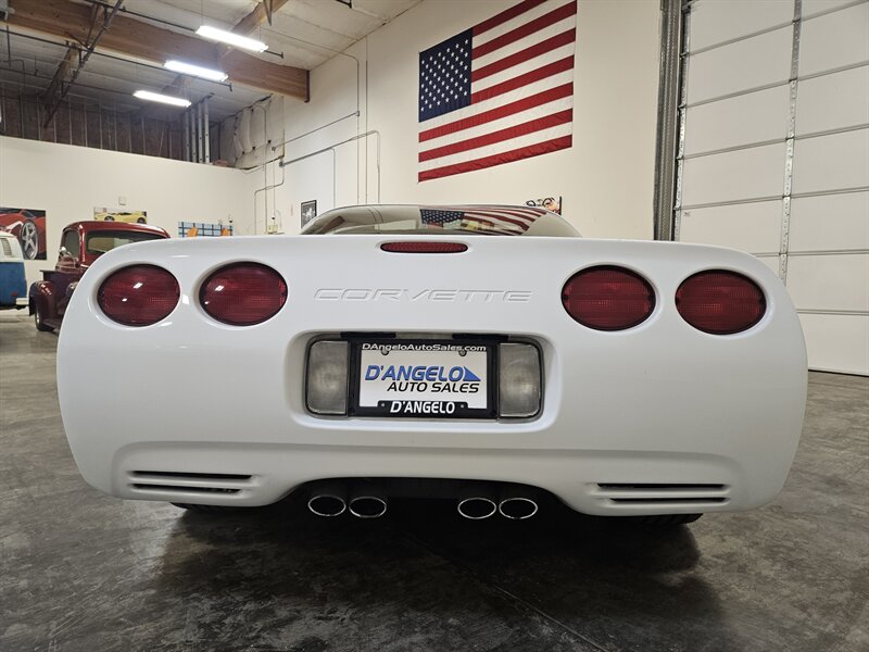 2004 Chevrolet Corvette Manual - Photo 7 - Hillsboro, OR 97124