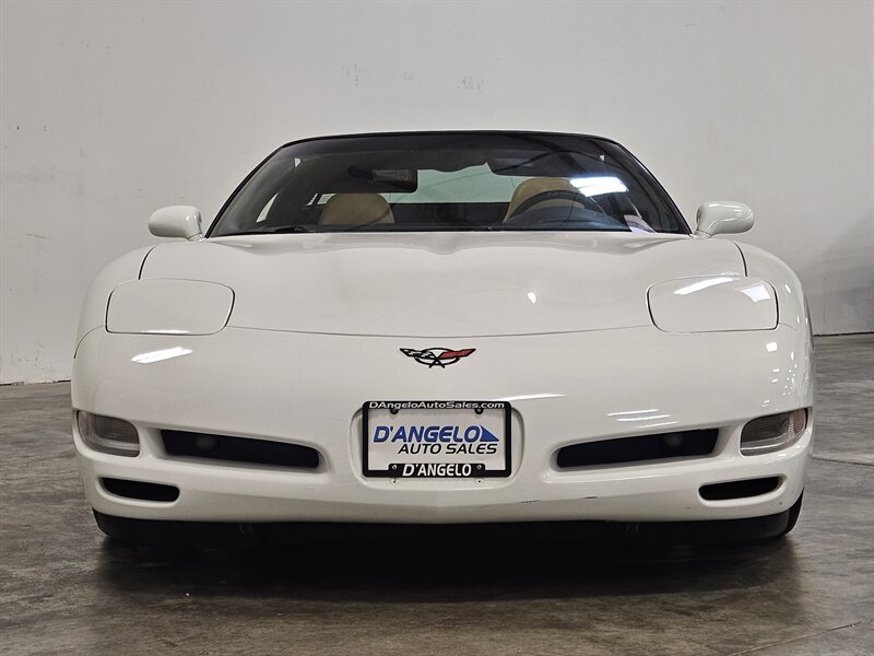 2004 Chevrolet Corvette Manual - Photo 3 - Hillsboro, OR 97124