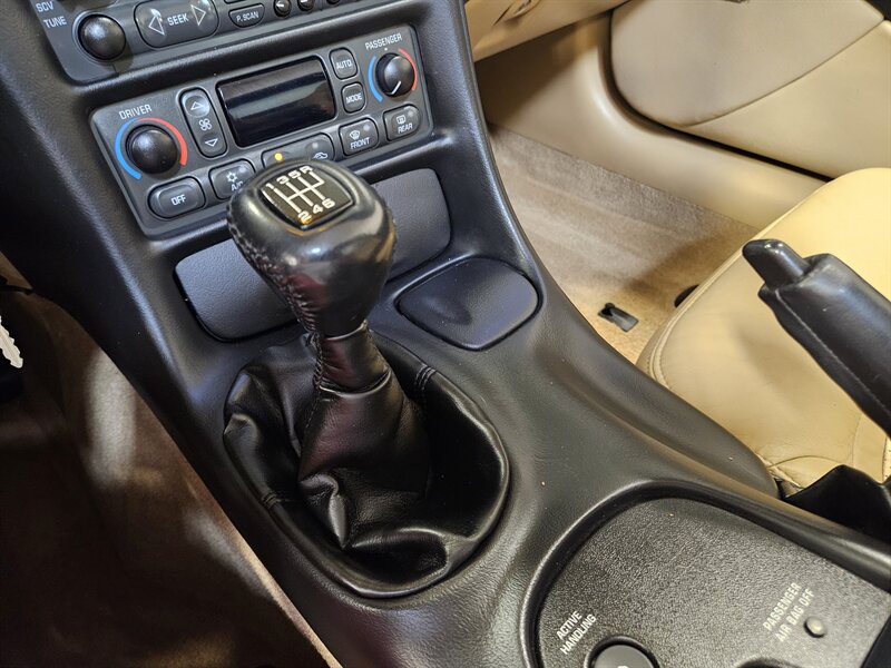 2004 Chevrolet Corvette Manual - Photo 34 - Hillsboro, OR 97124