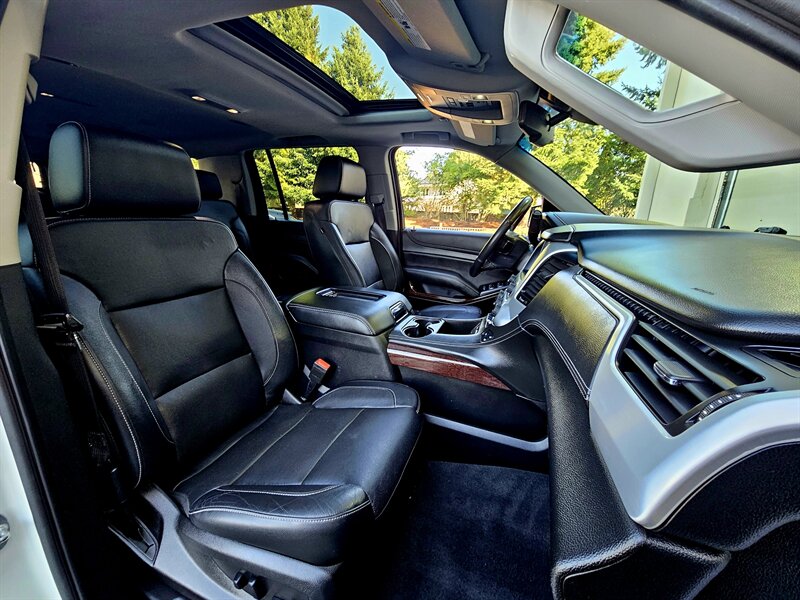 2020 GMC Yukon XL SLT   - Photo 22 - Hillsboro, OR 97124
