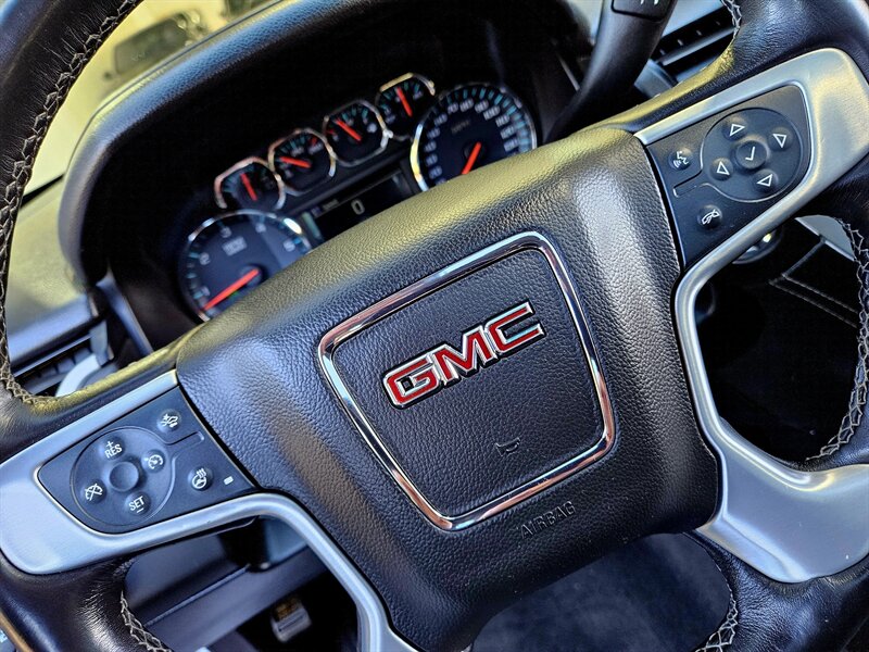 2020 GMC Yukon XL SLT   - Photo 30 - Hillsboro, OR 97124