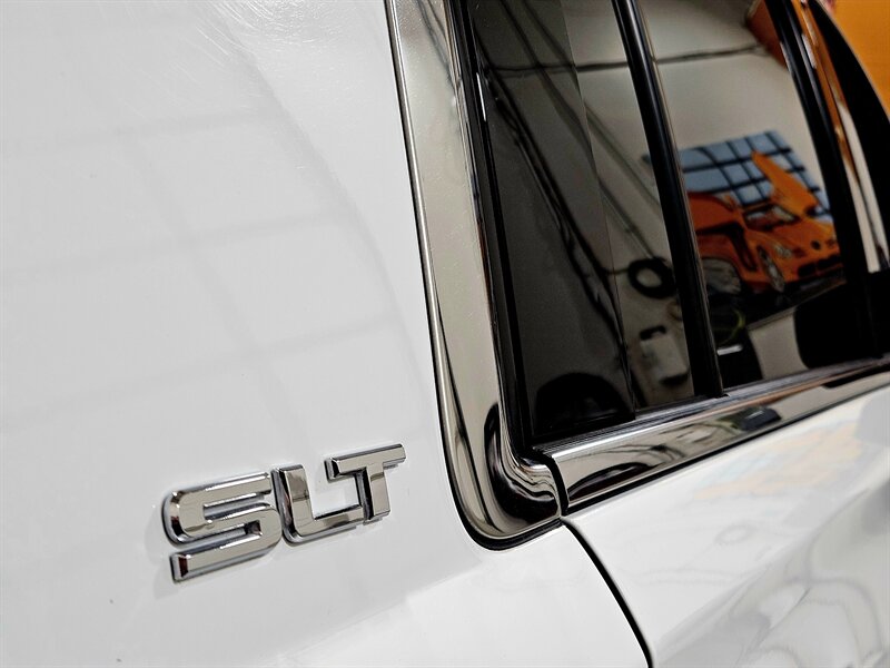 2020 GMC Yukon XL SLT   - Photo 15 - Hillsboro, OR 97124