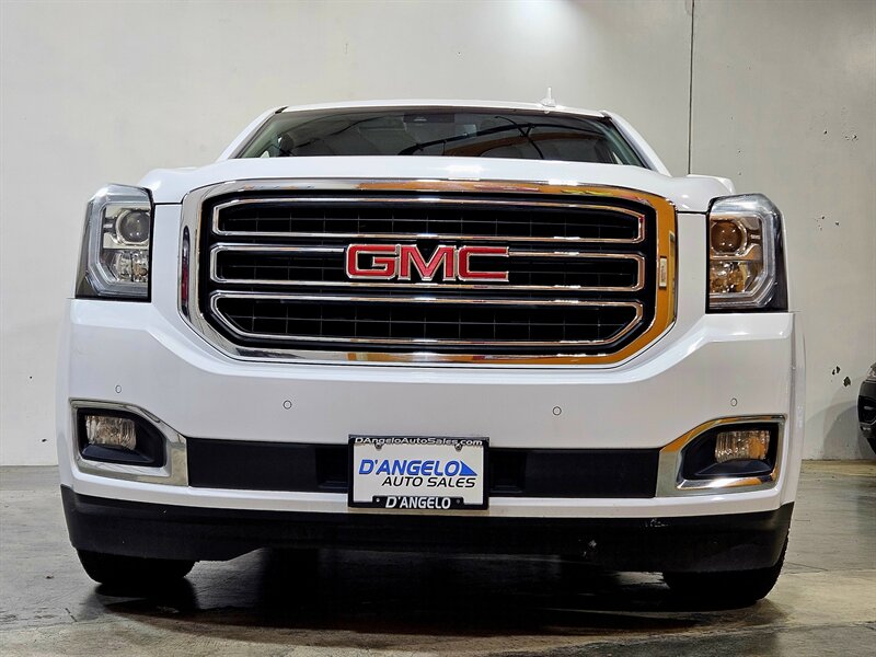 2020 GMC Yukon XL SLT   - Photo 3 - Hillsboro, OR 97124