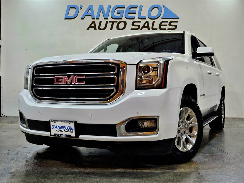 2020 GMC Yukon XL SLT   - Photo 1 - Hillsboro, OR 97124