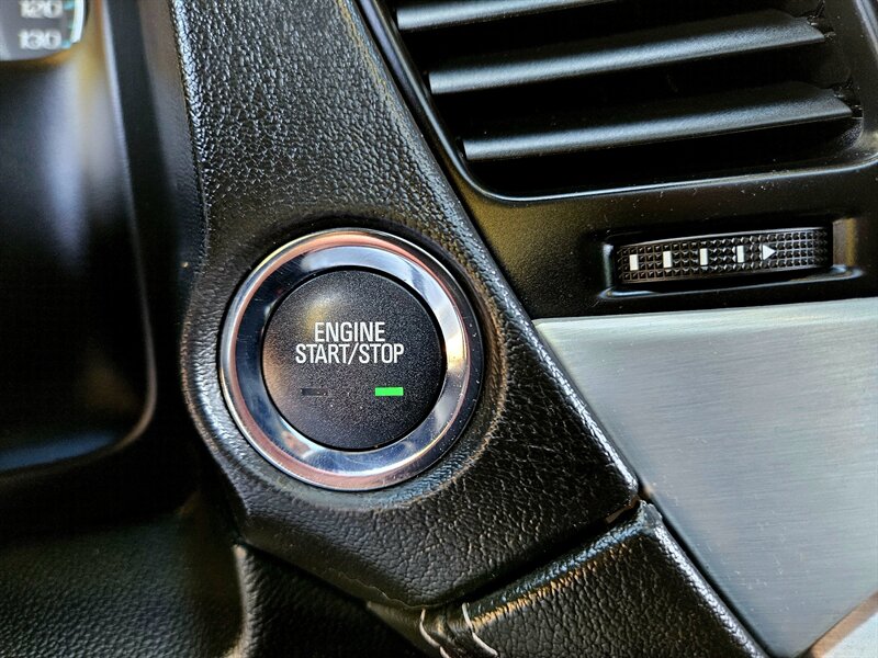 2020 GMC Yukon XL SLT   - Photo 37 - Hillsboro, OR 97124