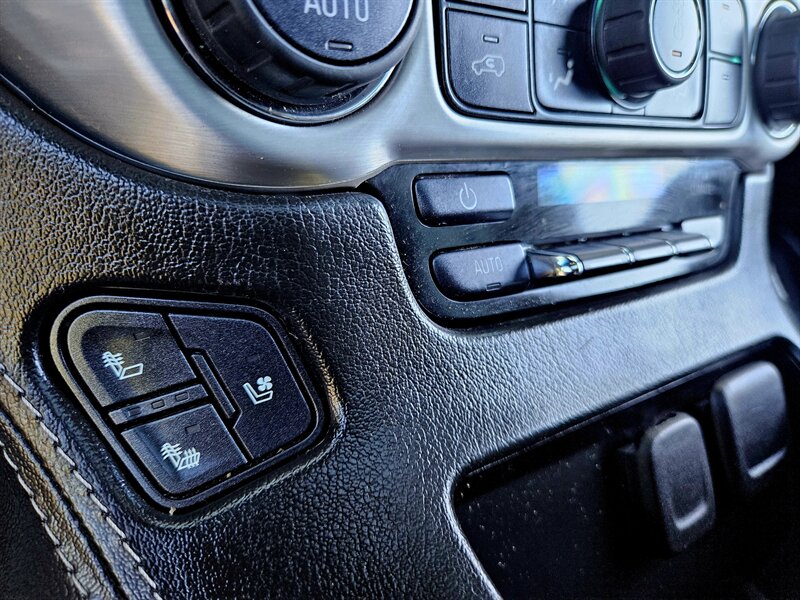 2020 GMC Yukon XL SLT   - Photo 36 - Hillsboro, OR 97124