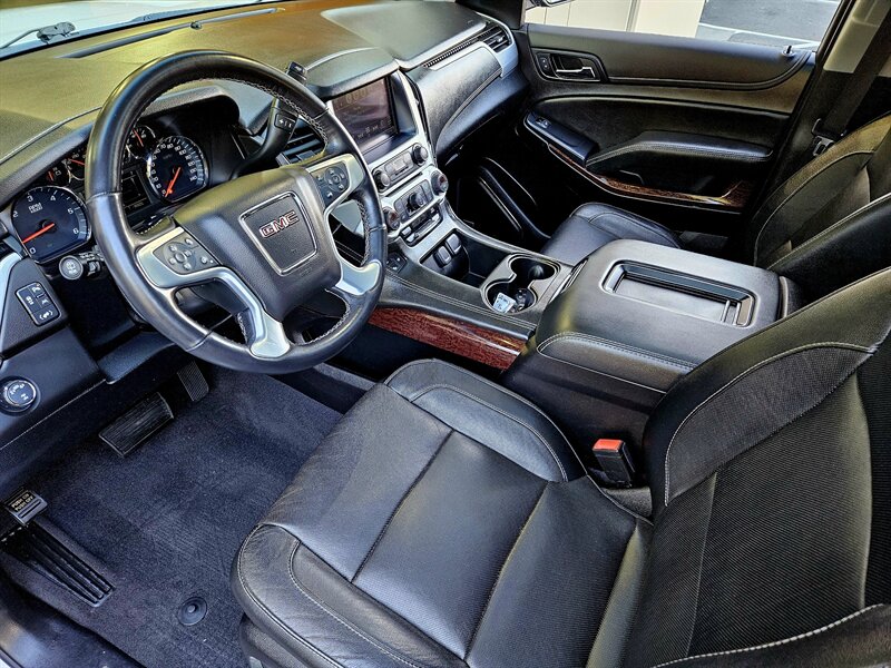 2020 GMC Yukon XL SLT   - Photo 27 - Hillsboro, OR 97124